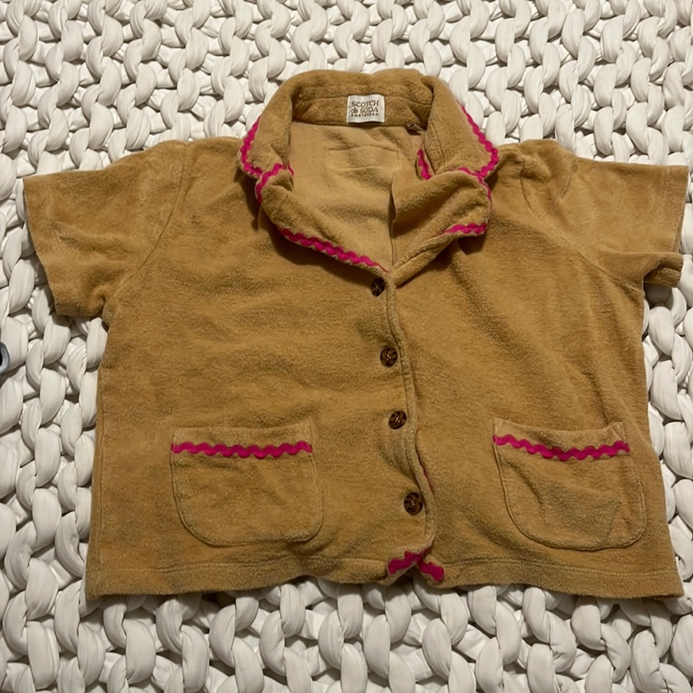 Beige scotch and soda set